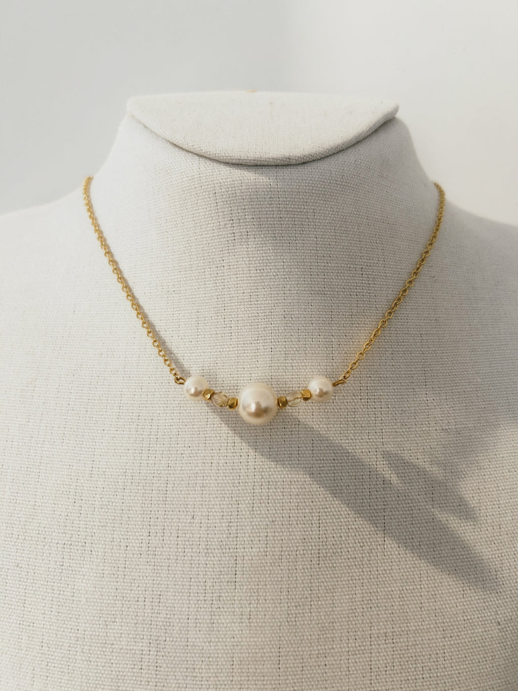 Collier Trio Perles d'Eau Douce - Chaîne Dorée Acier Inoxydable