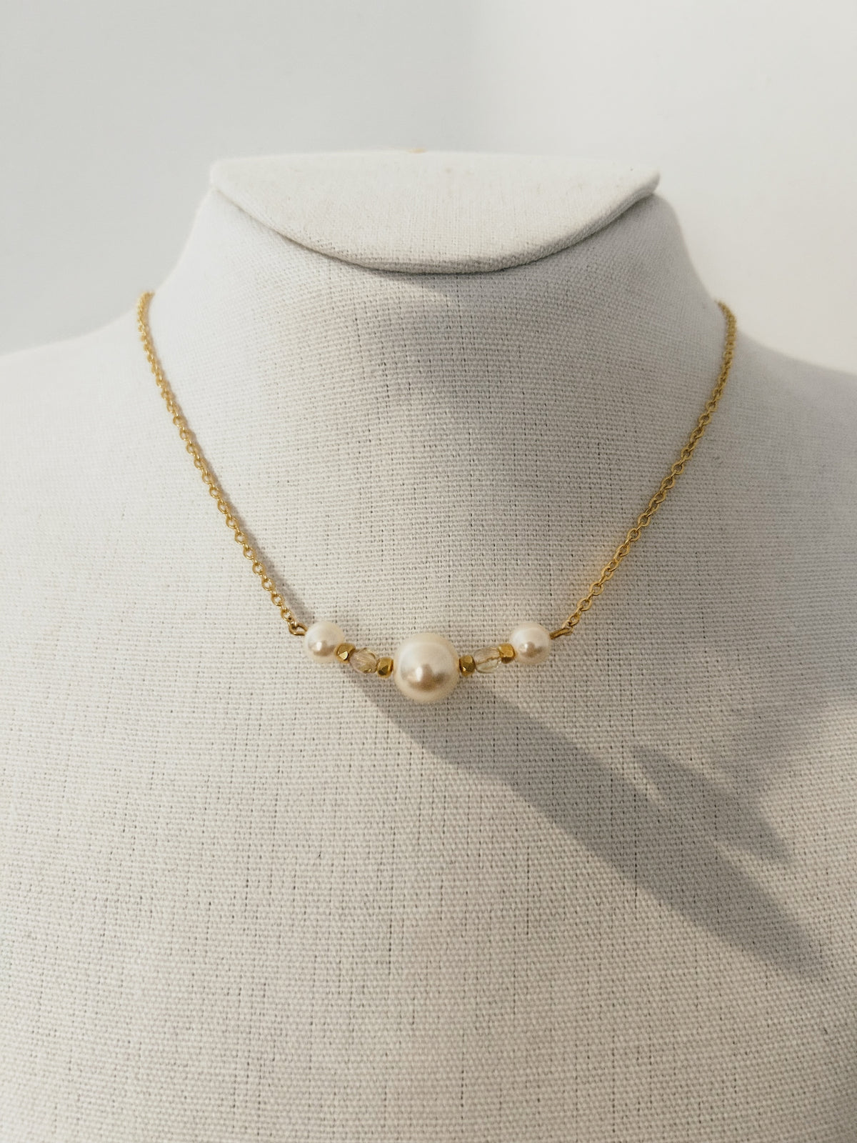 Collier Trio Perles d'Eau Douce - Chaîne Dorée Acier Inoxydable