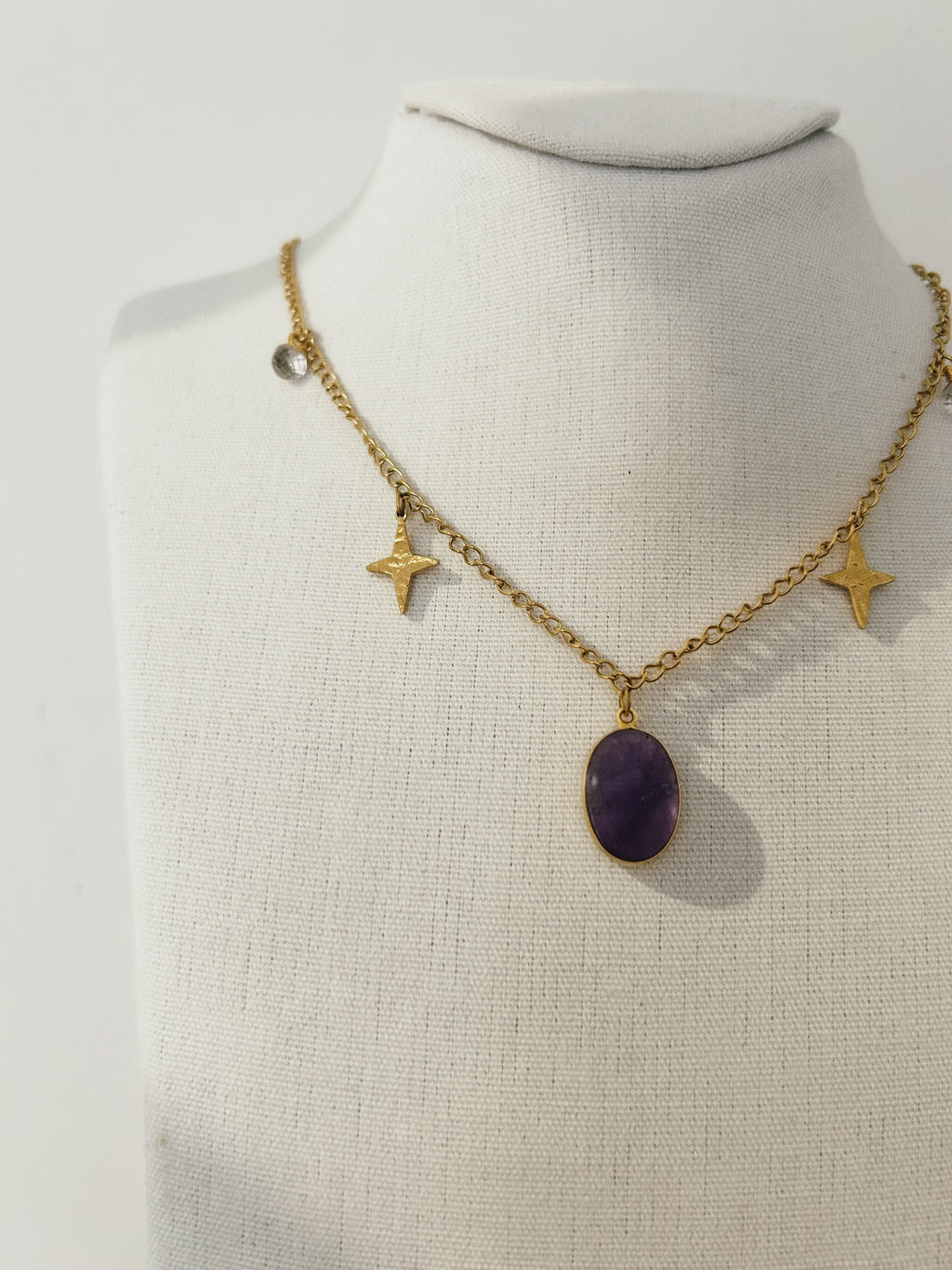 Collier Améthyste Violette Étoiles Dorées - Charms Celeste Acier Inoxydable