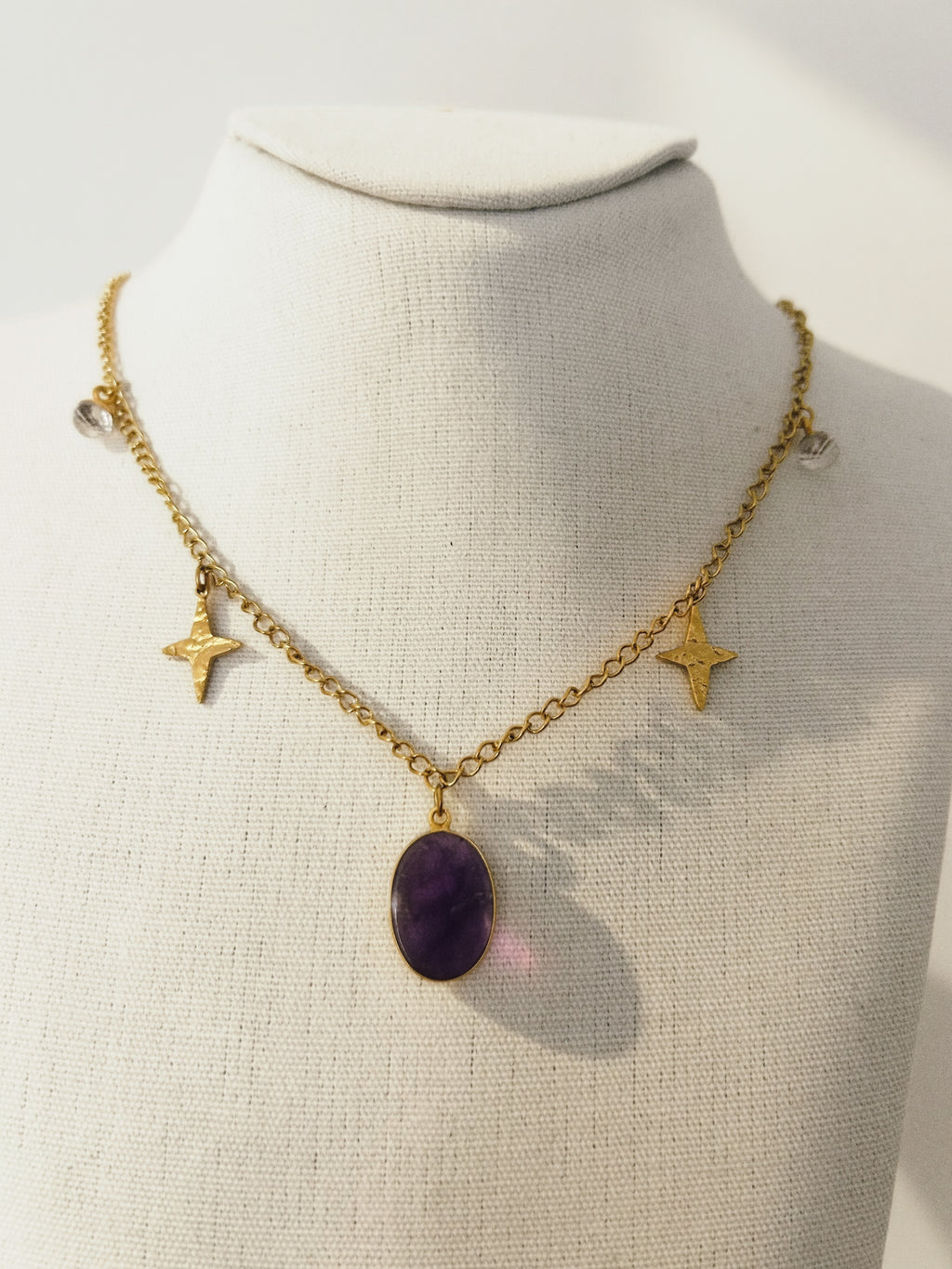 Collier Améthyste Violette Étoiles Dorées - Charms Celeste Acier Inoxydable