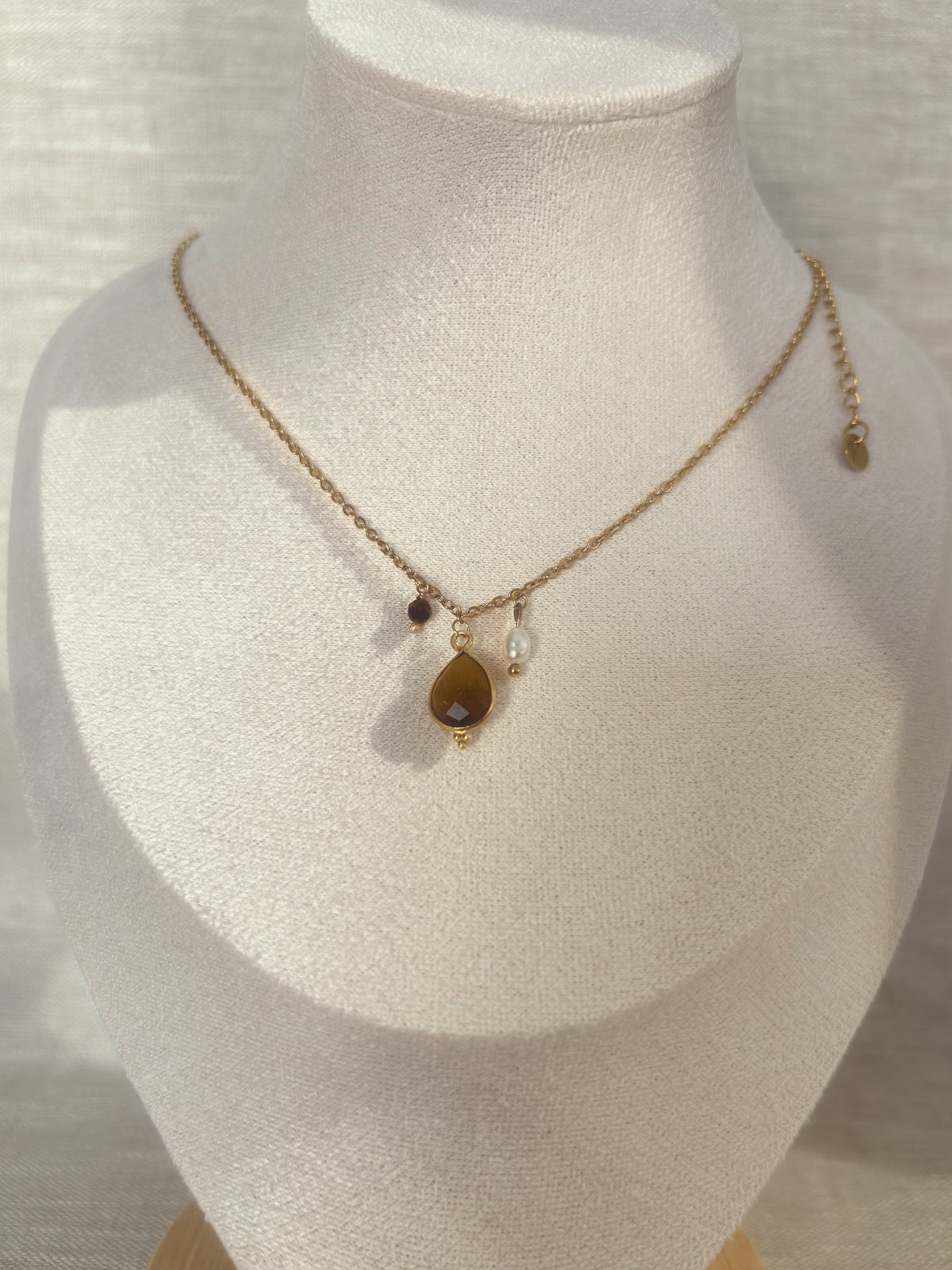 Collier Aliyah - Oeil de Tigre & Perle d'eau douce