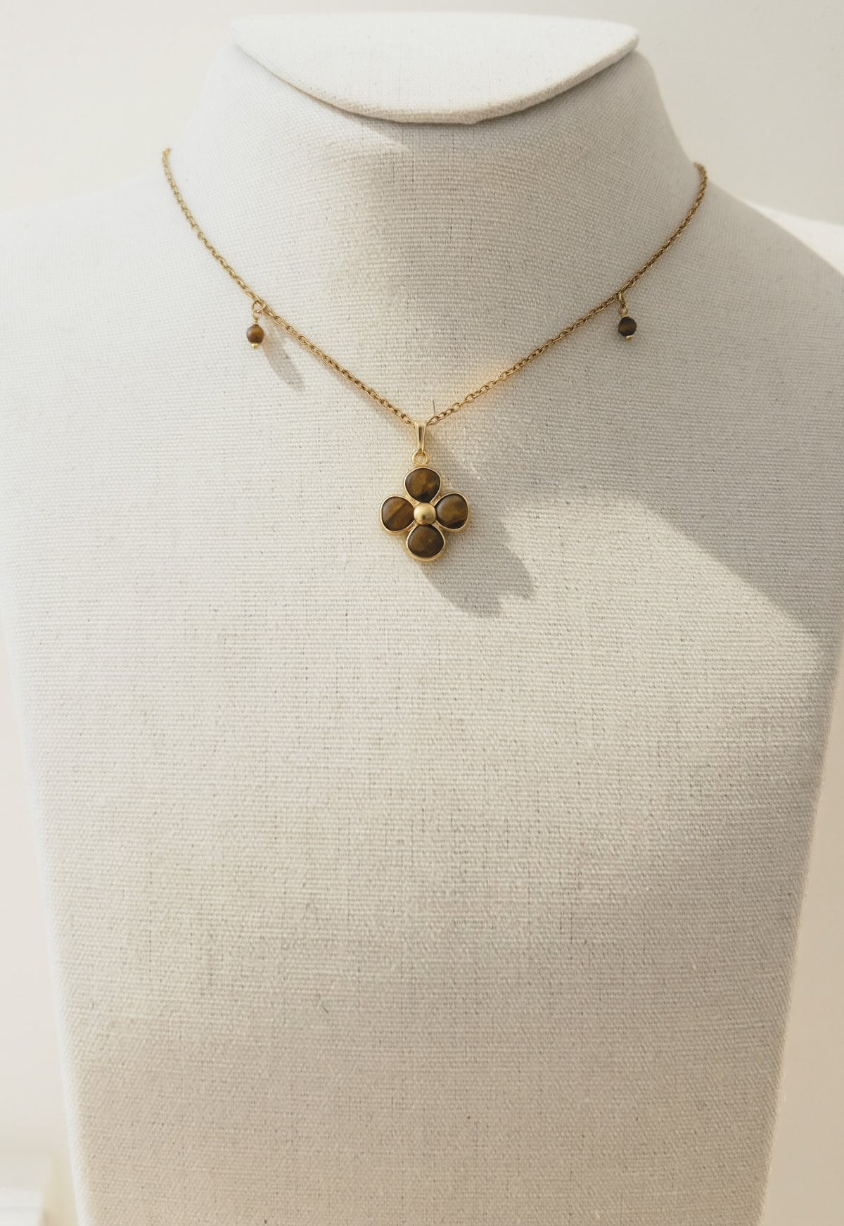 Collier Trèfle Chance - Œil de Tigre & Perles de Pierre de Lune